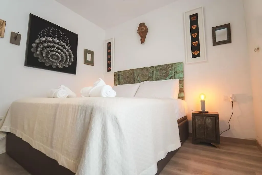 Seahomes Vacations - Centric Apt 100M Beach And Pkg Tossa de Mar 0*,